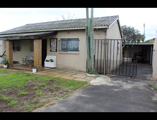 3 BEDROOM HOUSE FOR SALE IN RUYTERWACHT